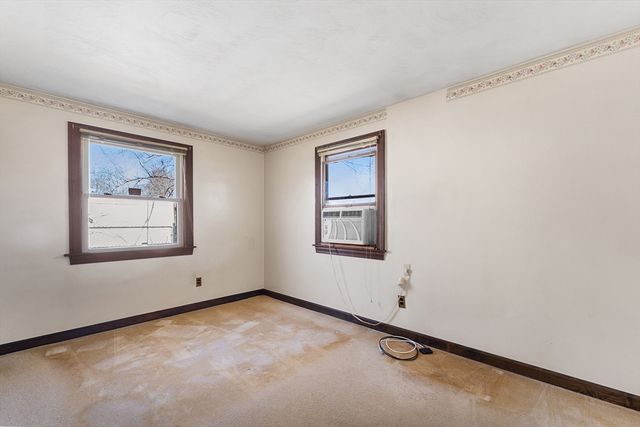 98 Brookfield Dr, Brockton, MA 02302