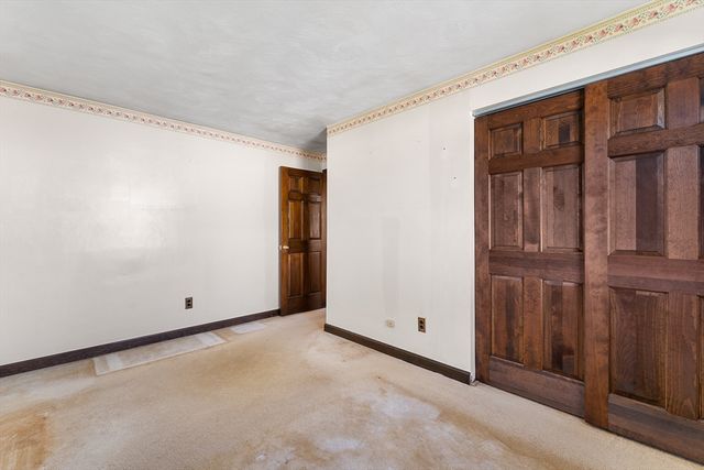 98 Brookfield Dr, Brockton, MA 02302