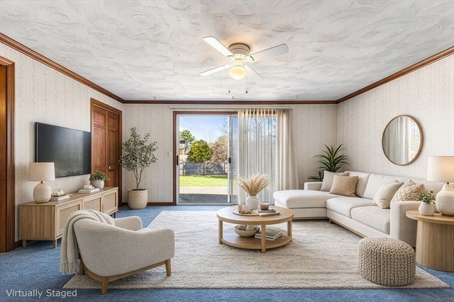 98 Brookfield Dr, Brockton, MA 02302