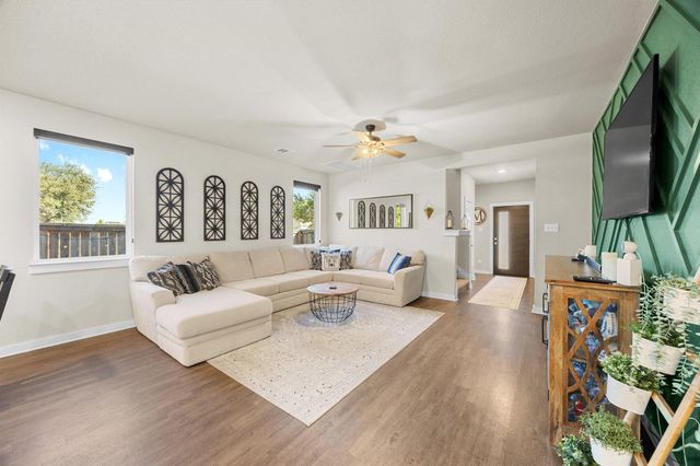 2809 Stone Branch DR, Leander, TX 78641