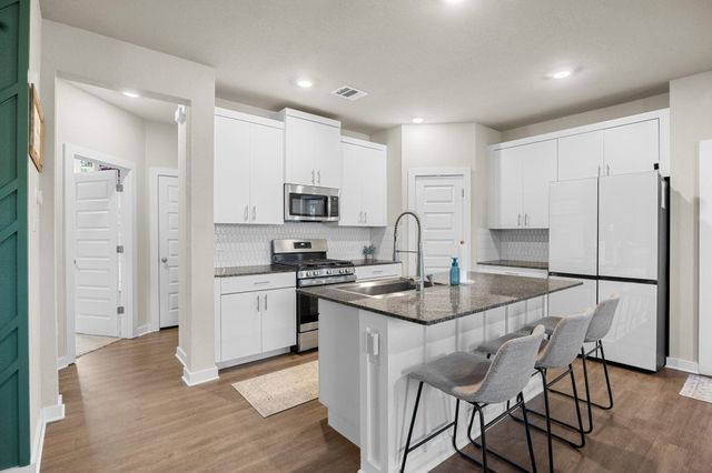 2809 Stone Branch DR, Leander, TX 78641