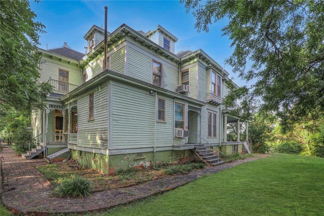 903 Parker Street, Mckinney, TX 75069