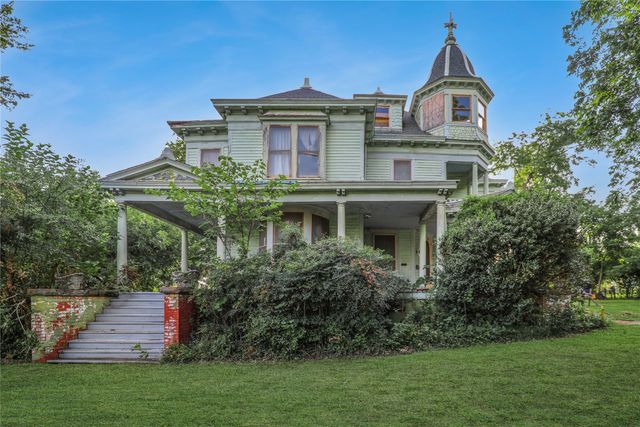 903 Parker Street, Mckinney, TX 75069