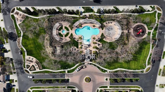 14511 Beach Aster Drive, Bakersfield, CA 93314