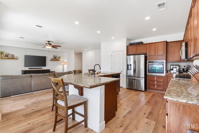 14511 Beach Aster Drive, Bakersfield, CA 93314