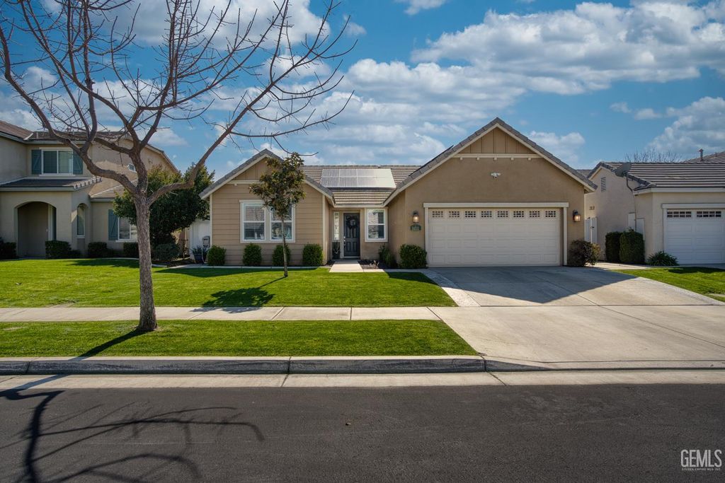 14511 Beach Aster Drive, Bakersfield, CA 93314