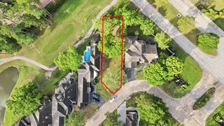 2723 S Southern Oaks Drive, Houston, TX 77068