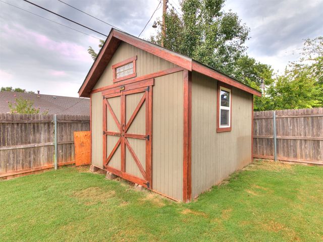 6445 Sterling, Oklahoma City, OK 73132