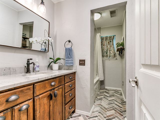 6445 Sterling, Oklahoma City, OK 73132