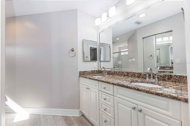 5308 BOWLINE COURT, Oxford, FL 34484