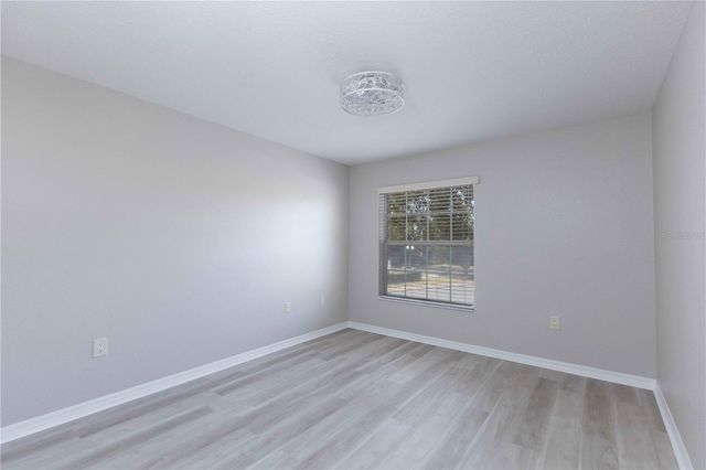 5308 BOWLINE COURT, Oxford, FL 34484