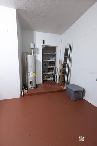 5308 BOWLINE COURT, Oxford, FL 34484