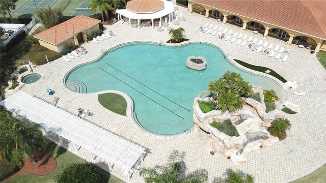 5308 BOWLINE COURT, Oxford, FL 34484