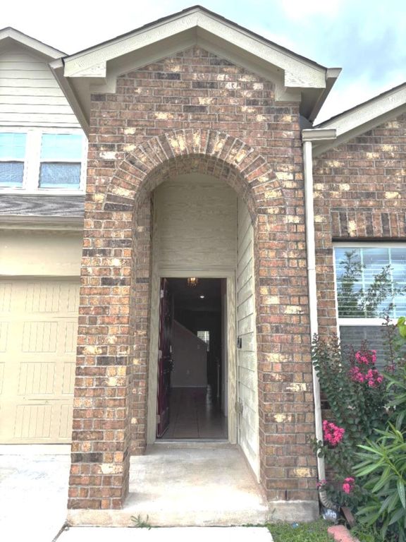 3804 NW Alpine Autumn DR, Austin, TX 78744