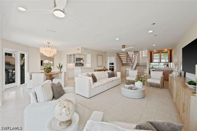 1301 Chesapeake AVE 1B, Naples, FL 34102