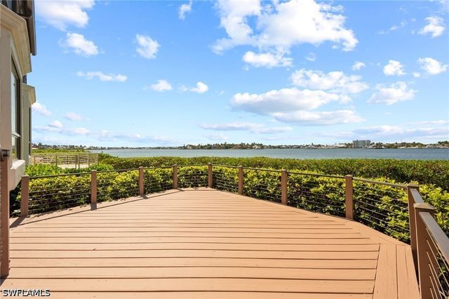 1301 Chesapeake AVE 1B, Naples, FL 34102
