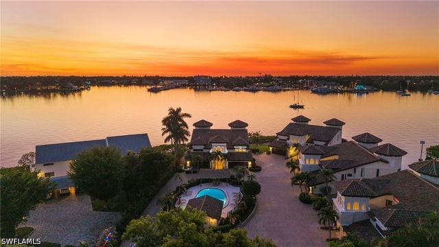 1301 Chesapeake AVE 1B, Naples, FL 34102
