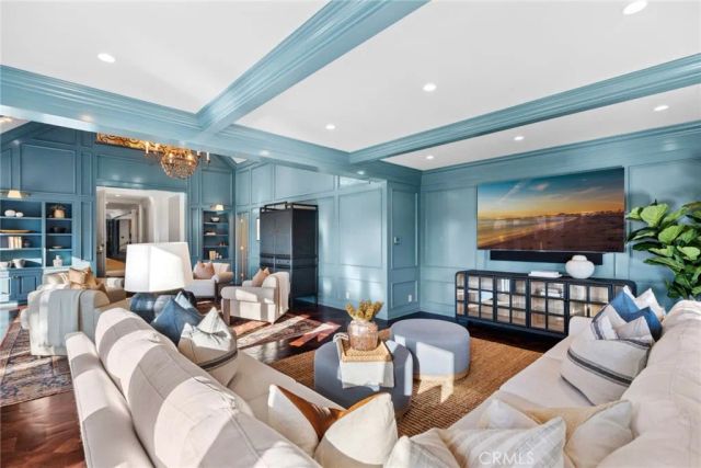 1 Cypress Point Lane, Newport Beach, CA 92660