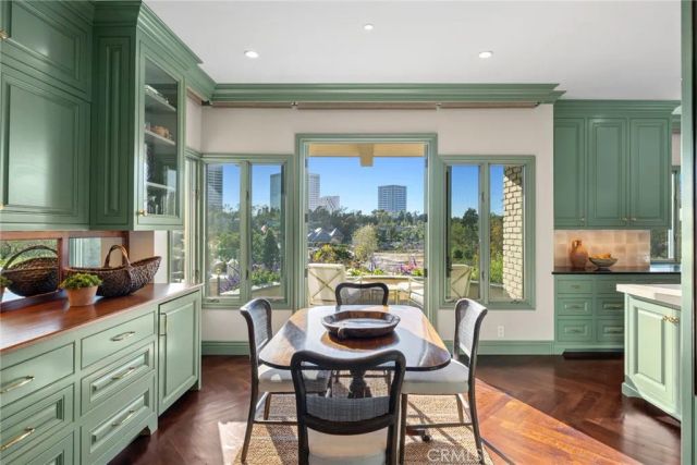 1 Cypress Point Lane, Newport Beach, CA 92660