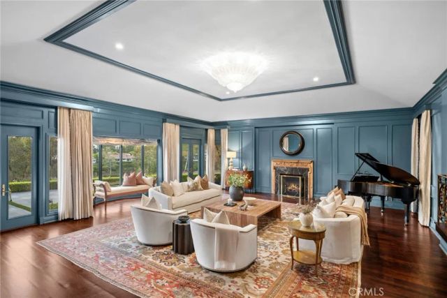 1 Cypress Point Lane, Newport Beach, CA 92660