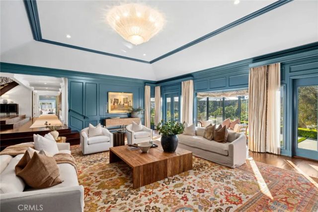 1 Cypress Point Lane, Newport Beach, CA 92660