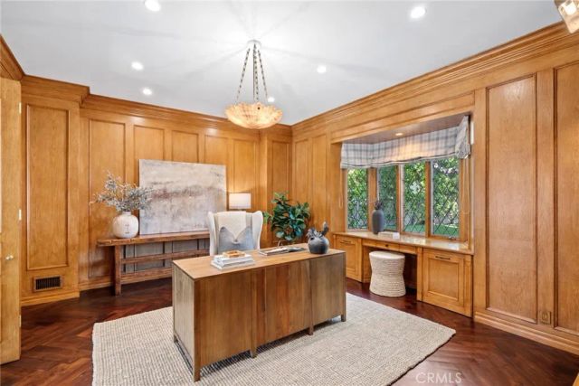 1 Cypress Point Lane, Newport Beach, CA 92660