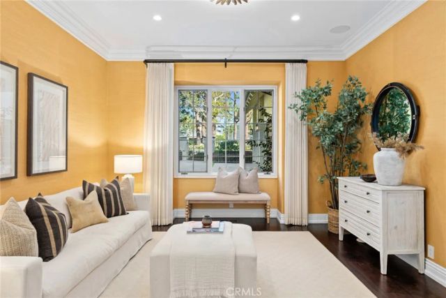 1 Cypress Point Lane, Newport Beach, CA 92660