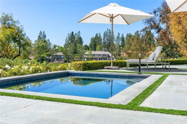 1 Cypress Point Lane, Newport Beach, CA 92660