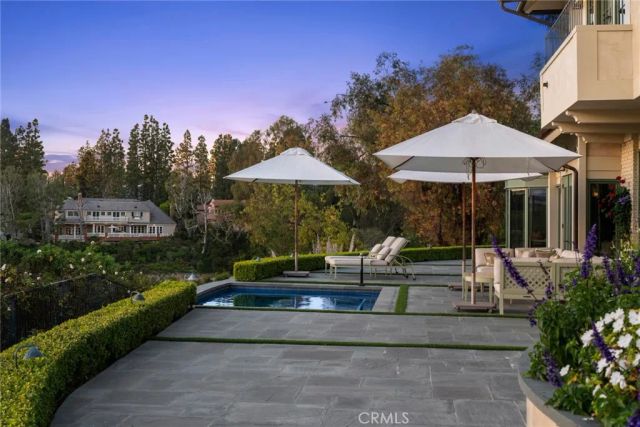 1 Cypress Point Lane, Newport Beach, CA 92660