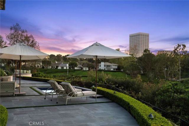 1 Cypress Point Lane, Newport Beach, CA 92660