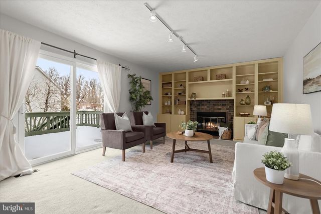 3 THISTEL DELL CT, Owings Mills, MD 21117