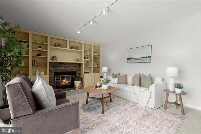 3 THISTEL DELL CT, Owings Mills, MD 21117