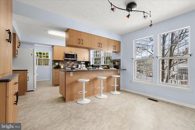 3 THISTEL DELL CT, Owings Mills, MD 21117