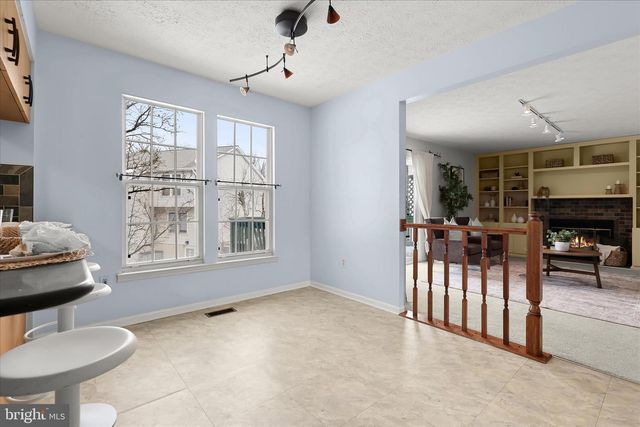 3 THISTEL DELL CT, Owings Mills, MD 21117