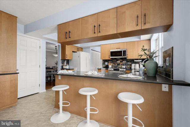 3 THISTEL DELL CT, Owings Mills, MD 21117