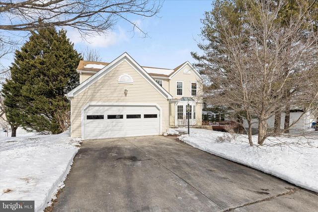 3 THISTEL DELL CT, Owings Mills, MD 21117