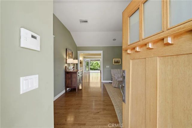 4227 Bellaire Avenue, Studio City, CA 91604