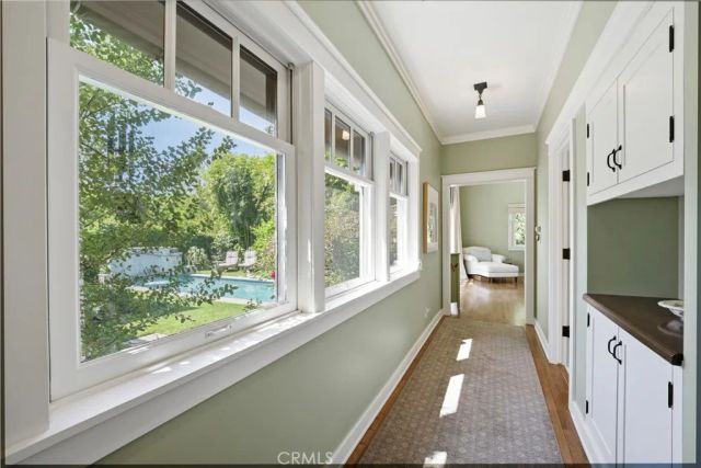 4227 Bellaire Avenue, Studio City, CA 91604