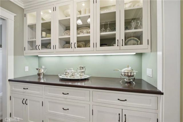 4227 Bellaire Avenue, Studio City, CA 91604