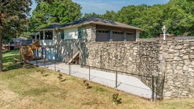 2720 Thompson Road, Grove, OK 74344