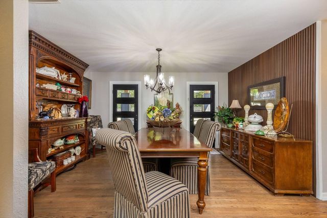 2720 Thompson Road, Grove, OK 74344