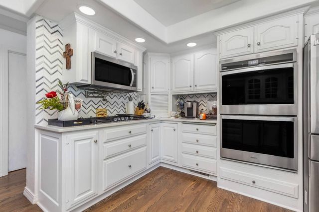 2720 Thompson Road, Grove, OK 74344