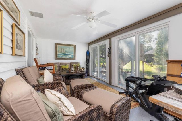 2720 Thompson Road, Grove, OK 74344