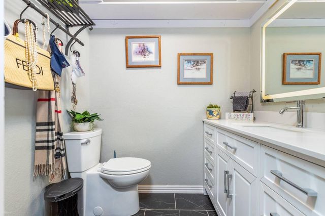 2720 Thompson Road, Grove, OK 74344