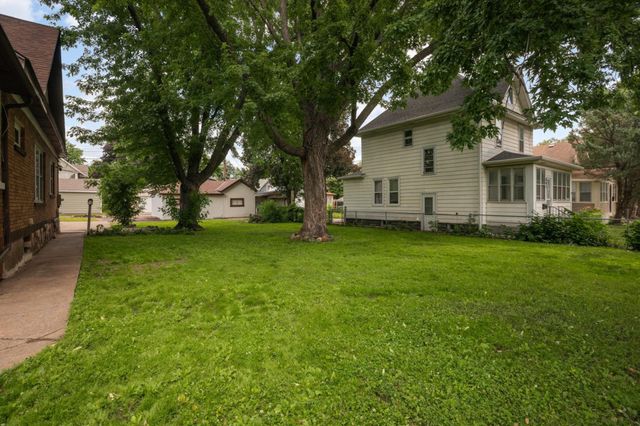 813 Blair Avenue, Saint Paul, MN 55104