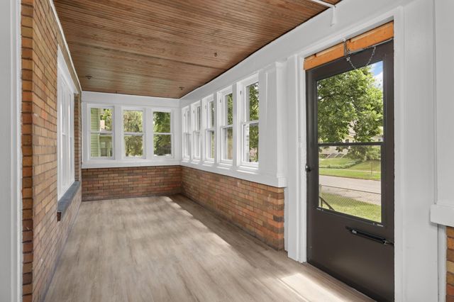 813 Blair Avenue, Saint Paul, MN 55104