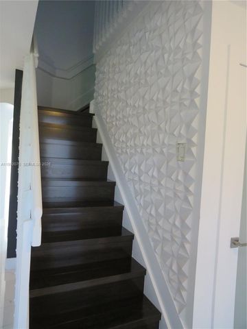 16330 SW 102nd St, Miami, FL 33196