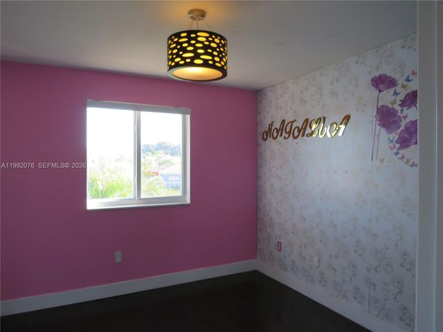 16330 SW 102nd St, Miami, FL 33196