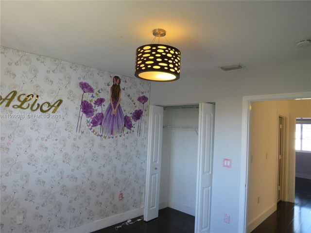 16330 SW 102nd St, Miami, FL 33196