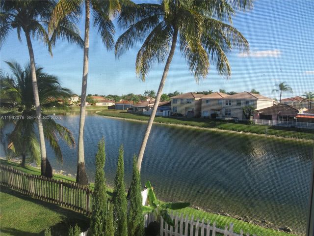 16330 SW 102nd St, Miami, FL 33196